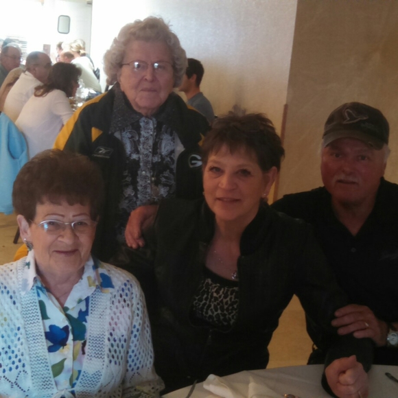 Meet your Posher, Cheryl - Picture 1 of 1